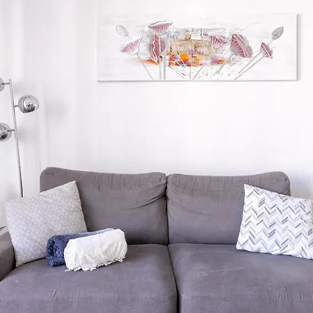 Centre With A Balcony Апартаменты